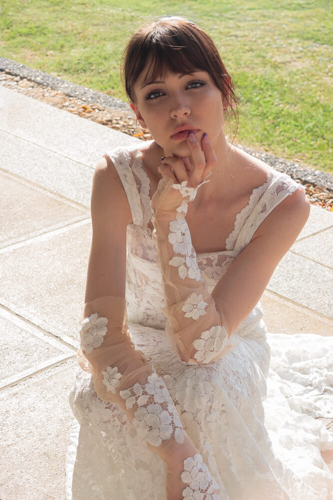 Odette Gloves - Image 3